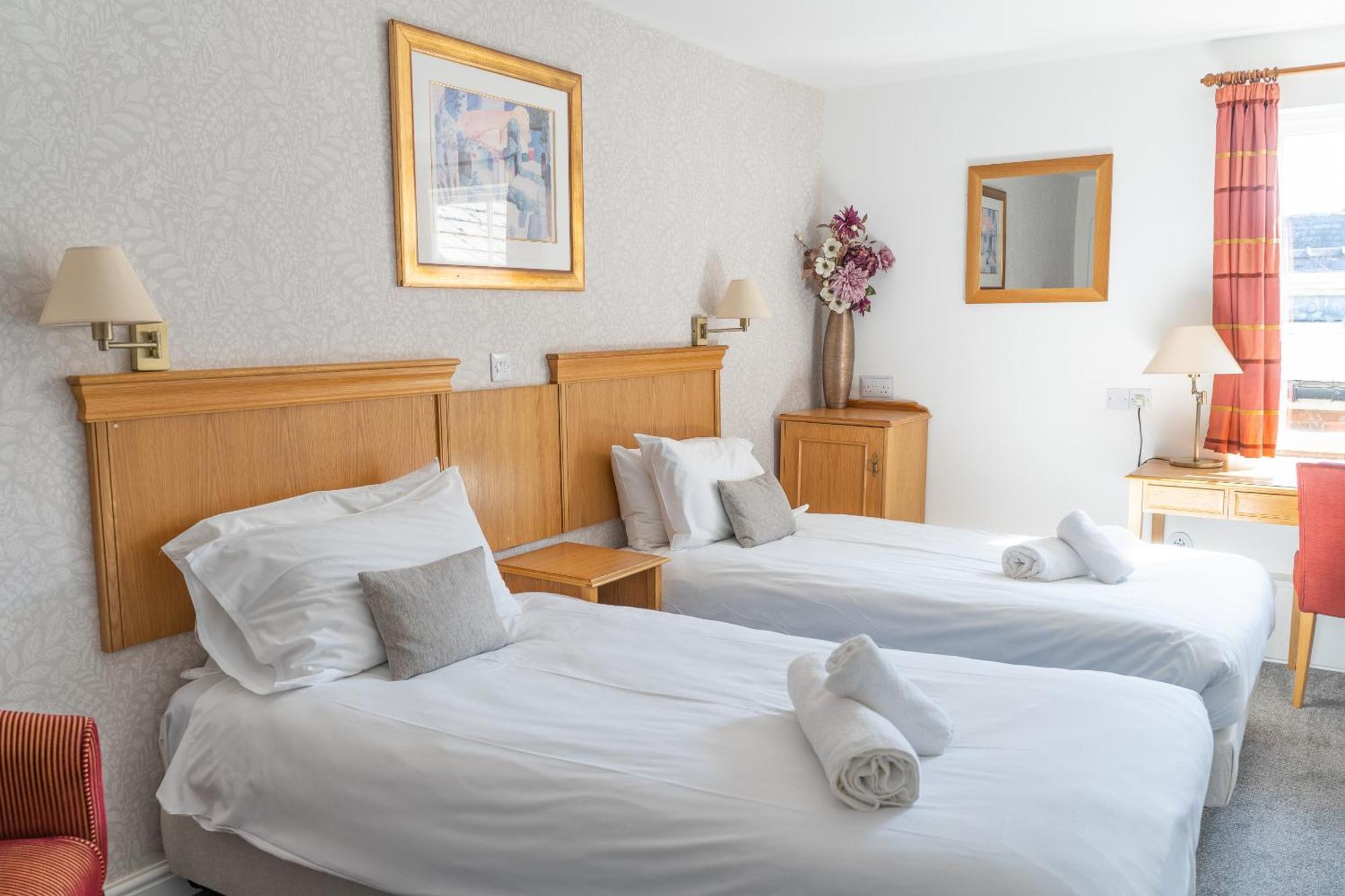 The Red Lion Hotel Сполдинг Екстериор снимка