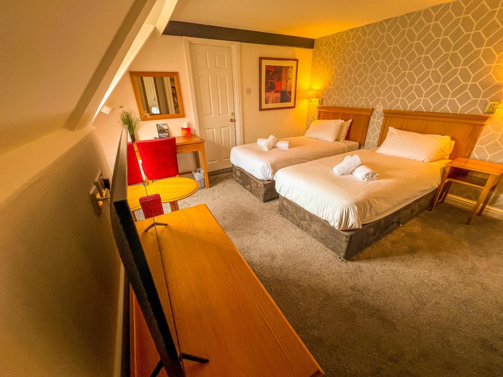The Red Lion Hotel Сполдинг Екстериор снимка